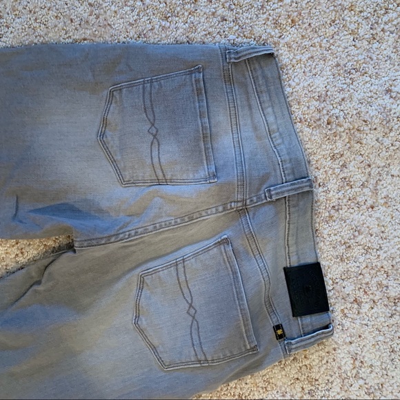 Lucky Brand Gray Jeans - Picture 8 of 8
